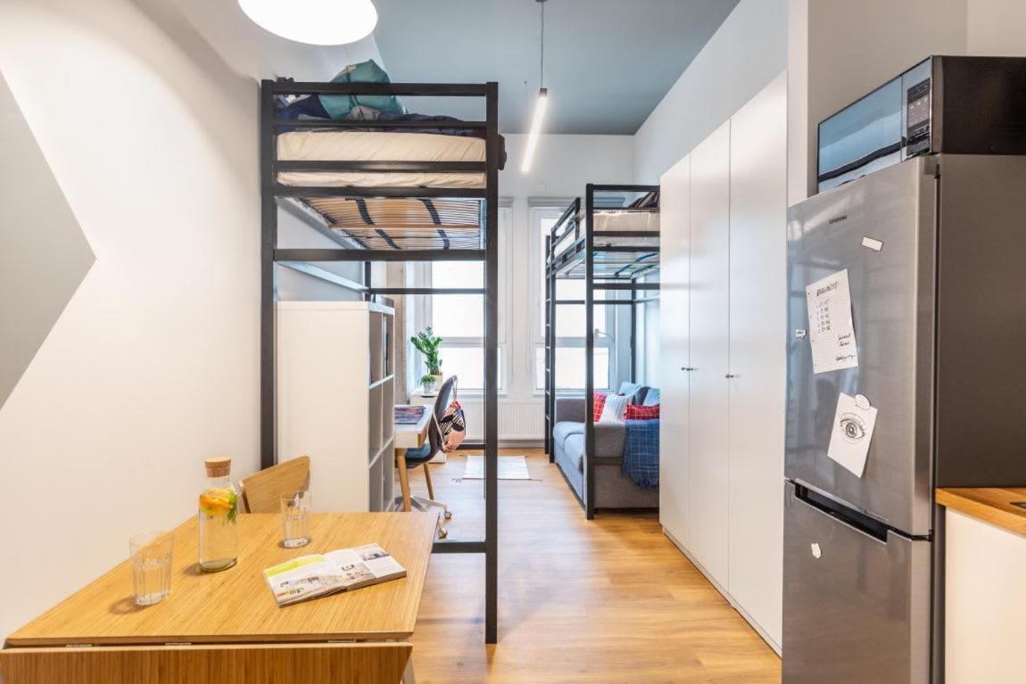 Apartament And Shared At Livinnx Kraków